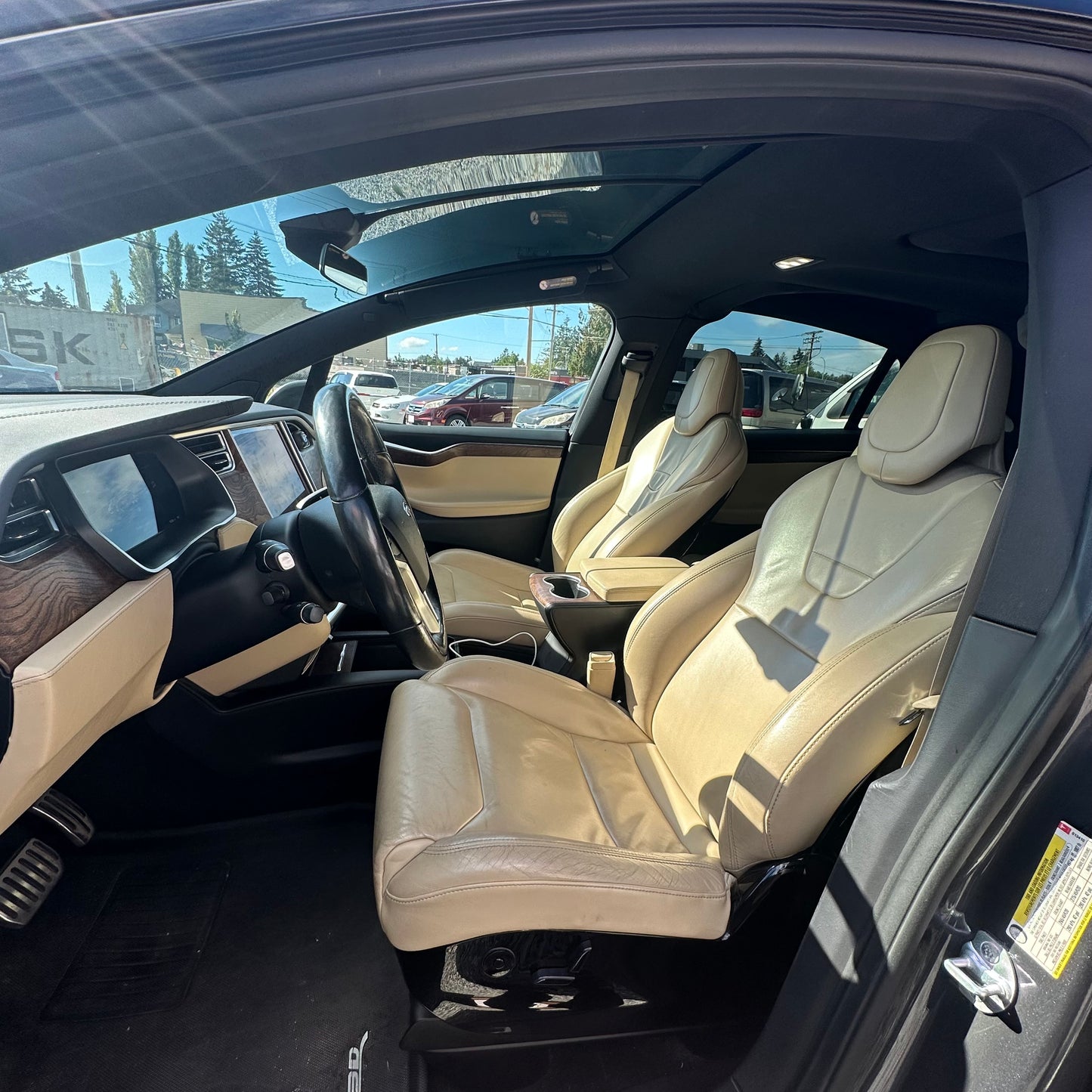 Tesla Model X P90