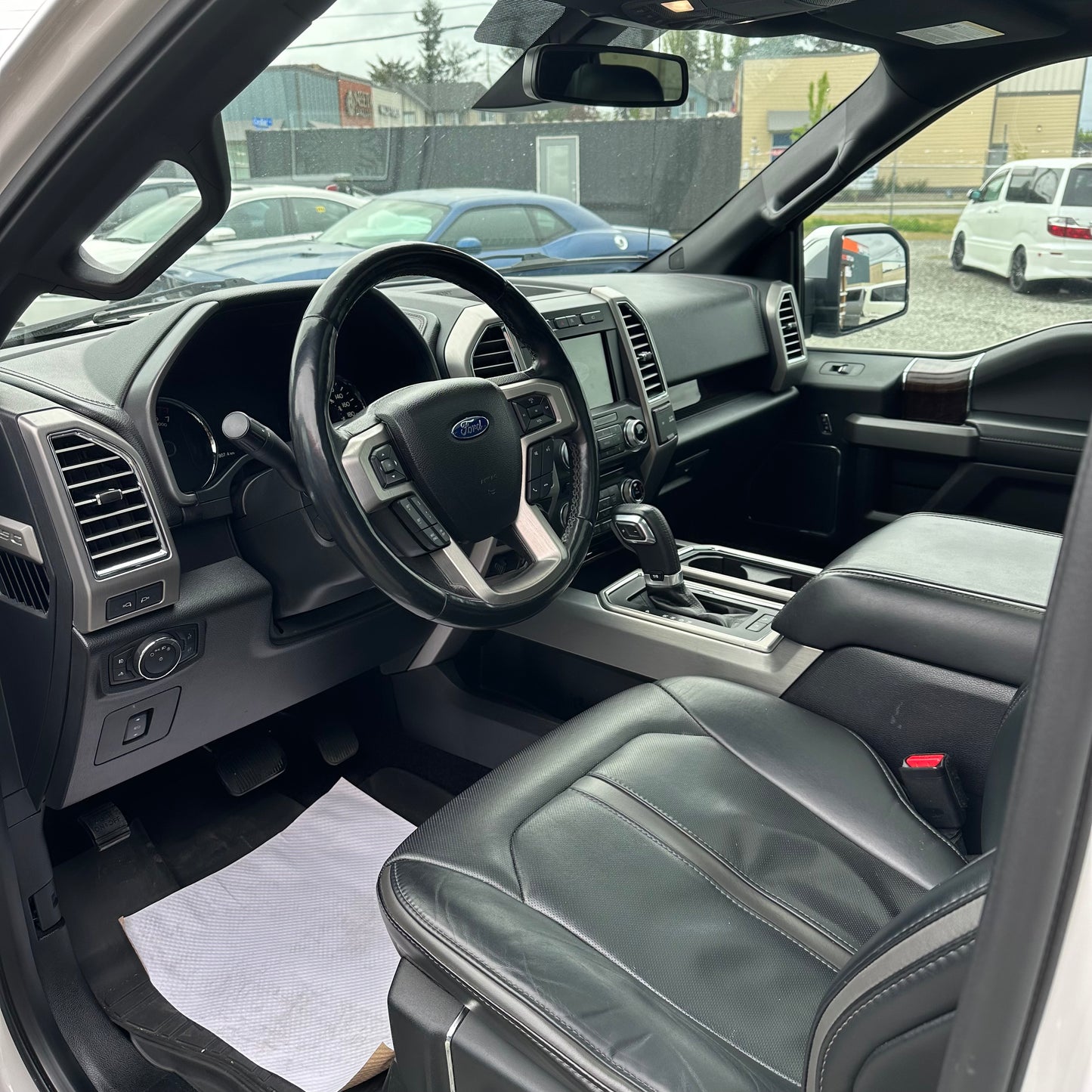 2017 Ford F-150 Platinum