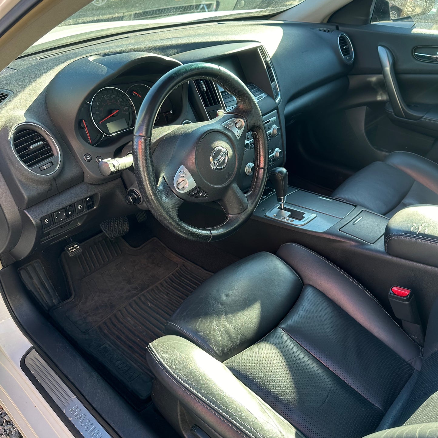 2012 Nissan Maxima SV
