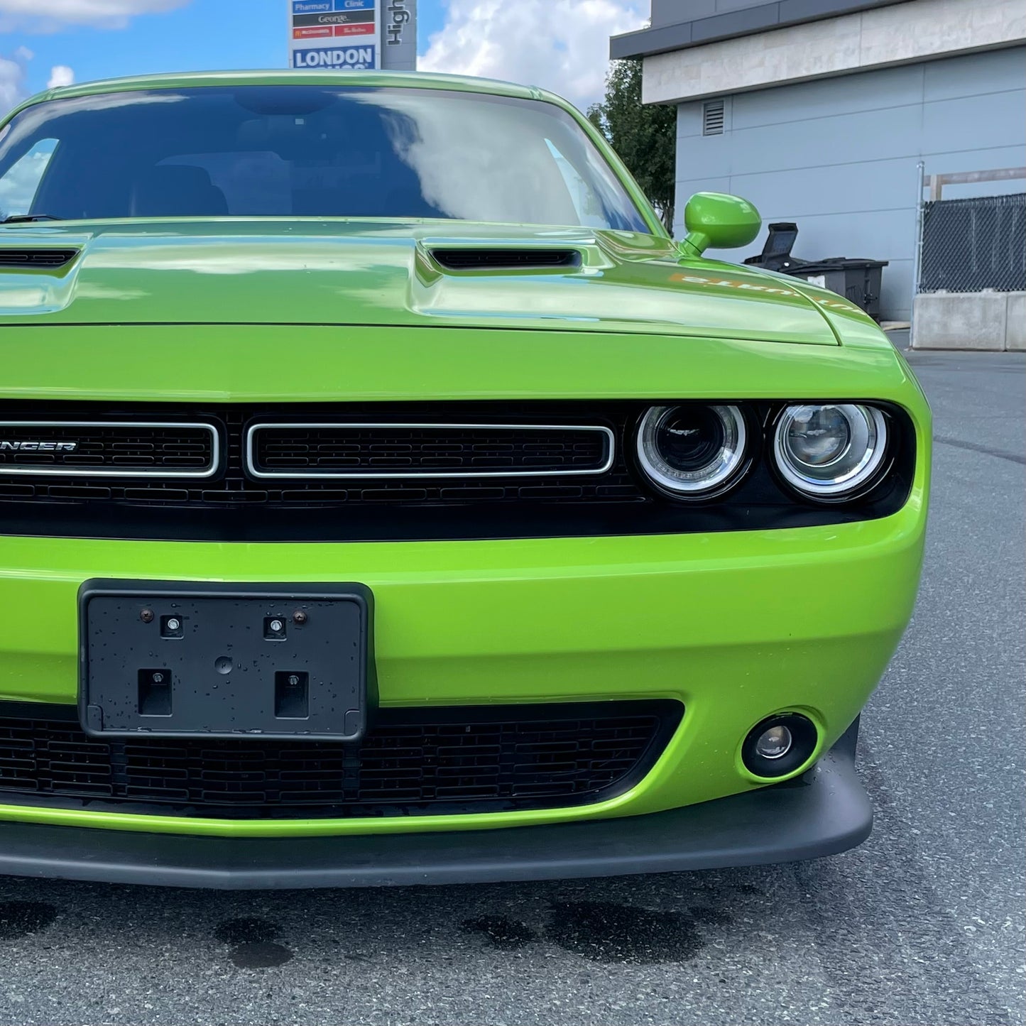 Dodge Challenger